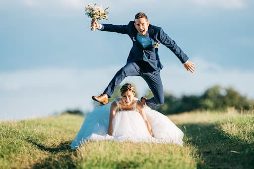 Photochrome, le studio - Photo identité Amiens, photographe mariage, EVJF, location photobooth