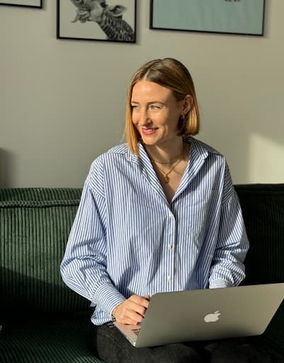 Chloé Becquart - Community Manager Freelance - Nantes