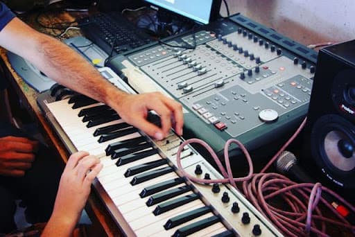 Memotion Production